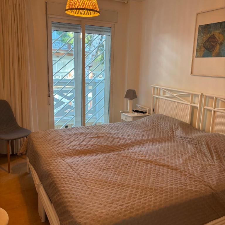Beachfront, pool, air conditioning, 3 bedrooms, sea view - Apartamento - 53