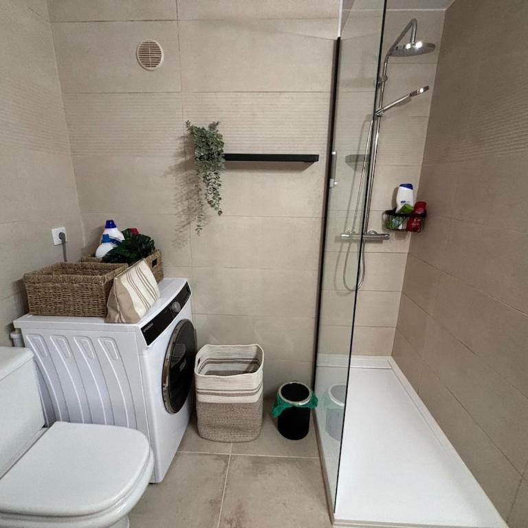 Beachfront, pool, air conditioning, 3 bedrooms, sea view - Apartamento - 57