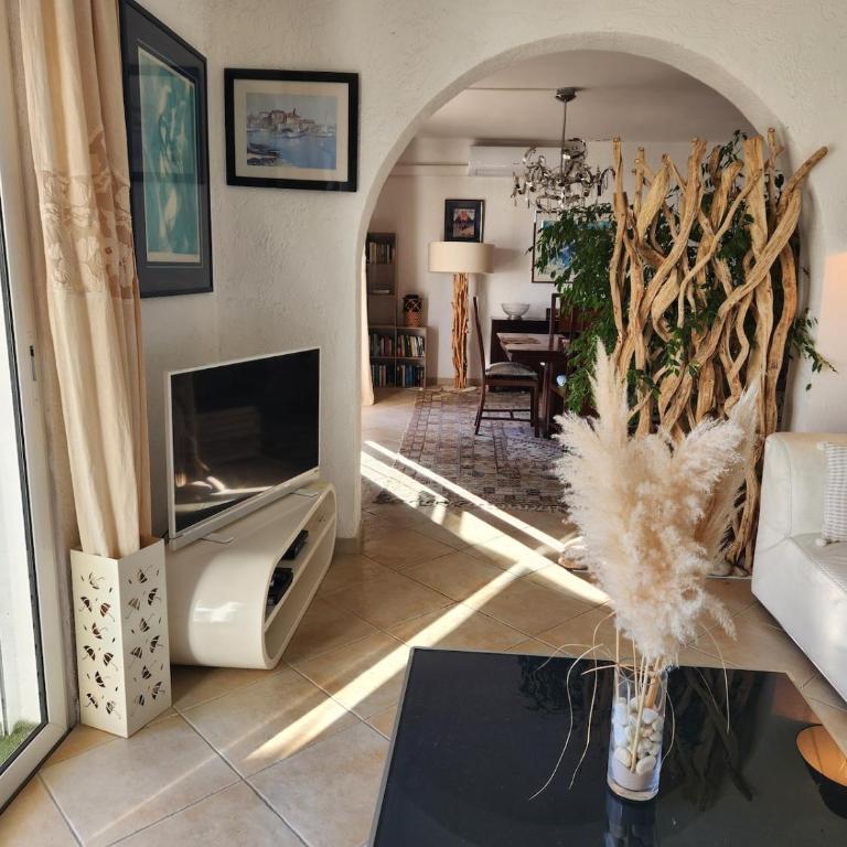 Appartement centre de calvi - Two-Bedroom Apartment - 13