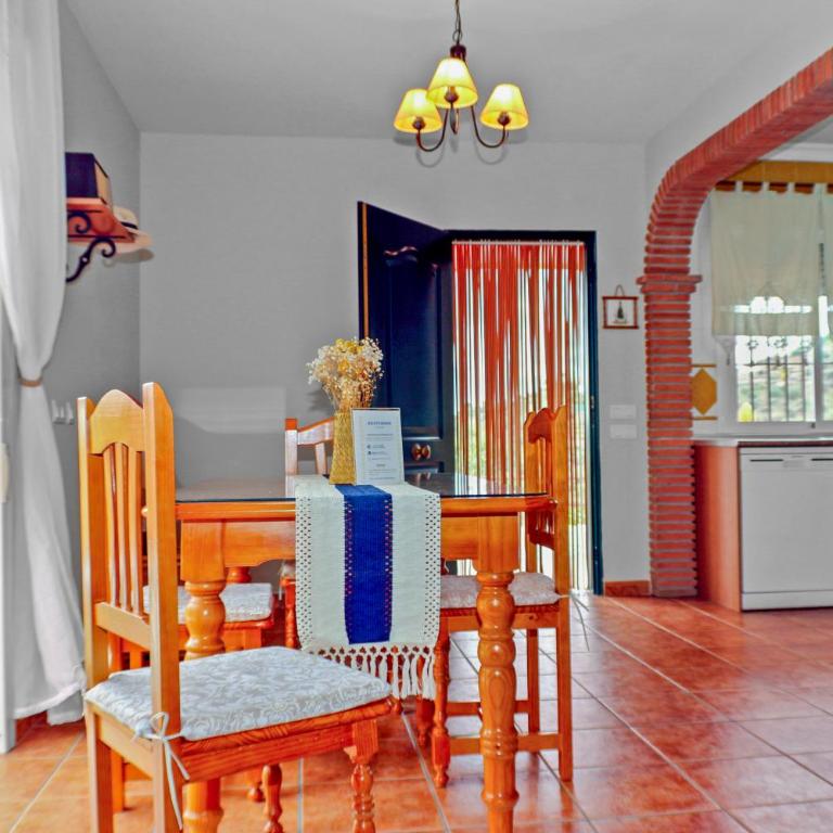 EL RANCHITO, Playa a 15 min, Piscina, BBQ, Chimenea, Vistas, Terraza, Aparcamiento - Casa de 3 dormitorios - 23