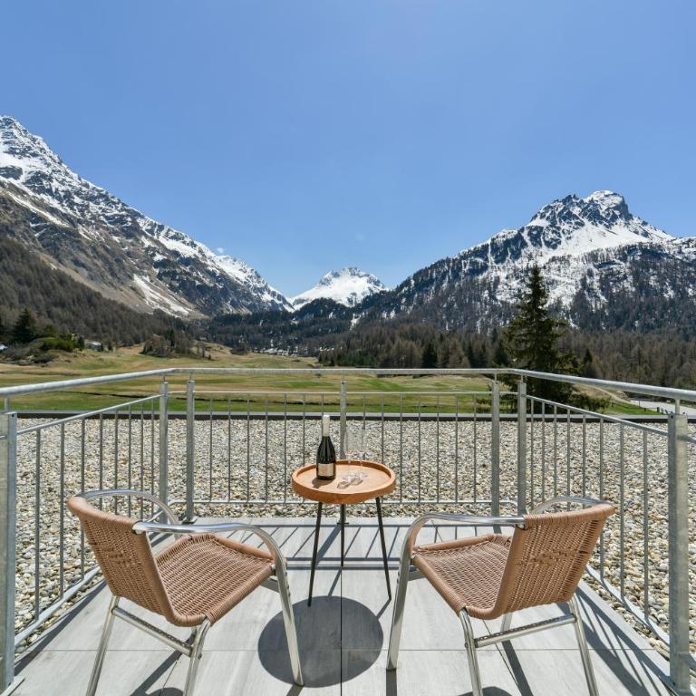Hotel Maloja Kulm - Superior Doppel- oder Zweibettzimmer mit Terrasse - 8