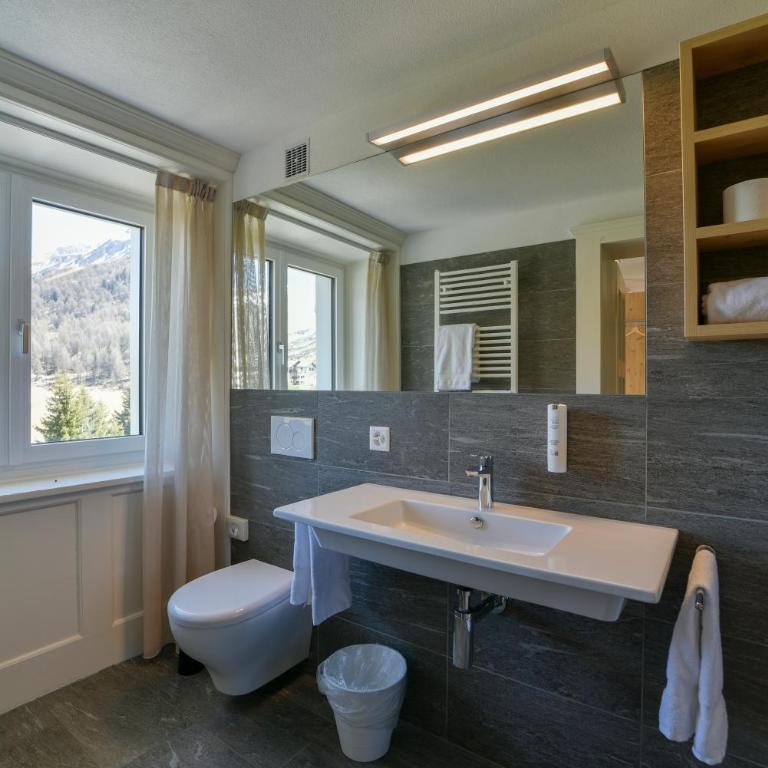 Hotel Maloja Kulm - Suite mit 2 Schlafzimmern - 10