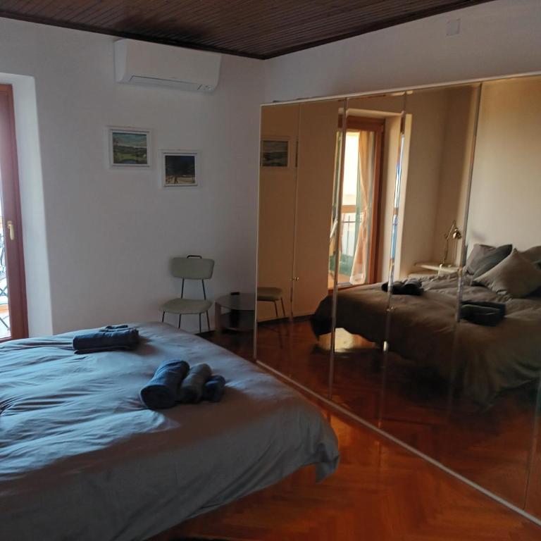 Apartment Trieste Casa Vacanze NATASCIA - Appartamento Familiare con 2 Camere da Letto e Vista - 43