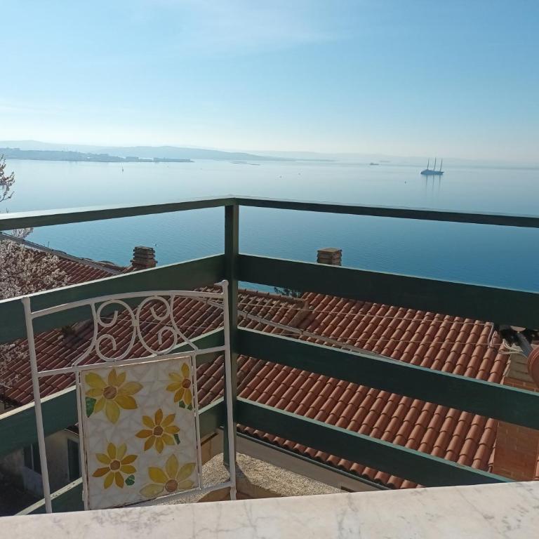 Apartment Trieste Casa Vacanze NATASCIA - Appartamento Familiare con 2 Camere da Letto e Vista - 56