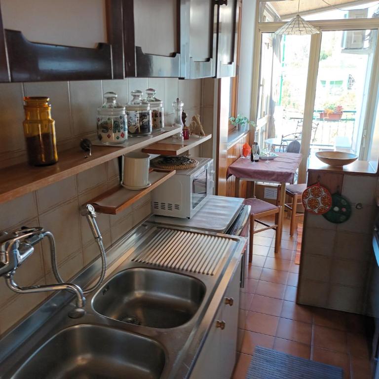 Apartment Trieste Casa Vacanze NATASCIA - Appartamento Familiare con 2 Camere da Letto e Vista - 57