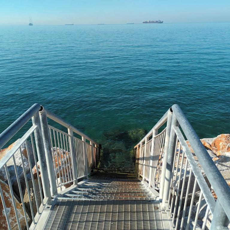 Apartment Trieste Casa Vacanze NATASCIA - Appartamento Familiare con 2 Camere da Letto e Vista - 45
