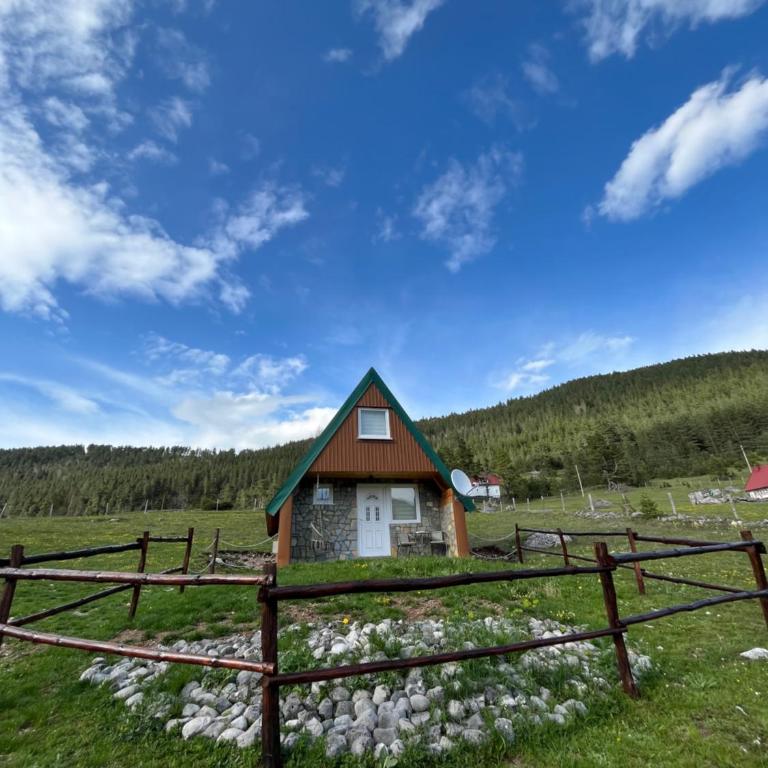 Lake house- Jakov - Kuća sa 2 Spavaće Sobe - 3