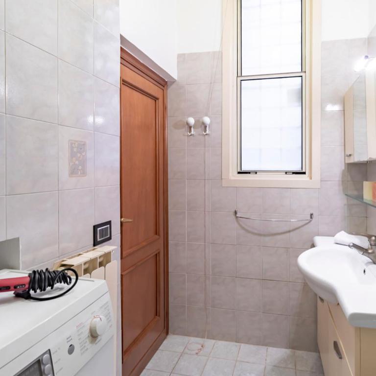 Vatican House - Two-Bedroom Apartment - 9