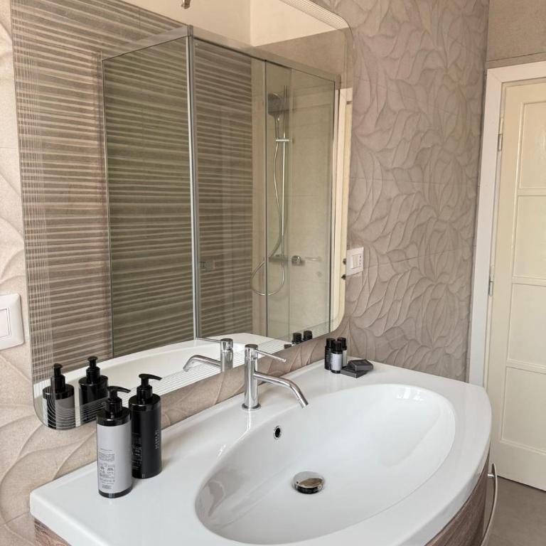Vatican Family House Metro A - Rome Collection - Appartamento Standard con 3 Camere da Letto - 20