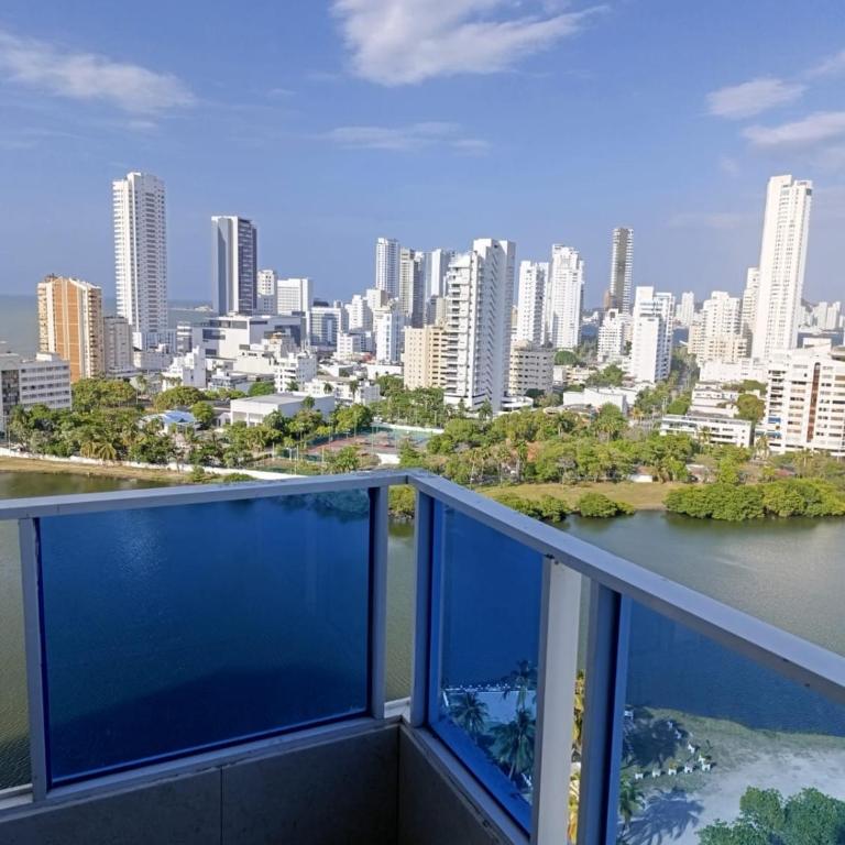 Hermosa vista piso 17 - Apartamento de 2 dormitorios - 2