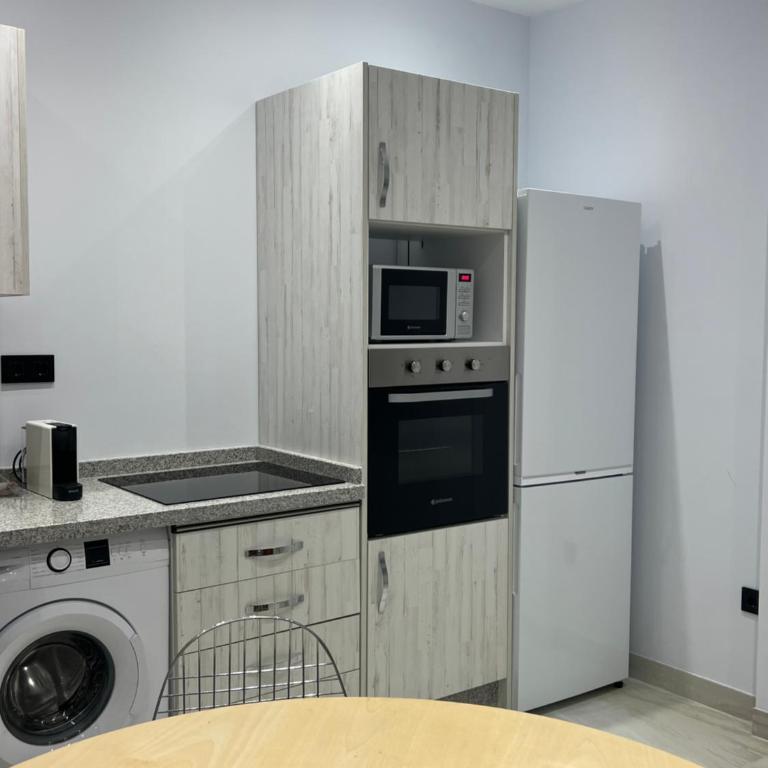 Únika Homes Nervión & Terrace - Apartamento Deluxe de 2 dormitorios - 3