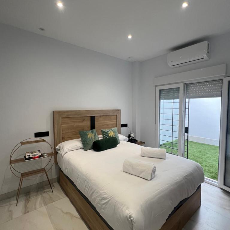 Únika Homes Nervión & Terrace - Apartamento Deluxe de 2 dormitorios - 4