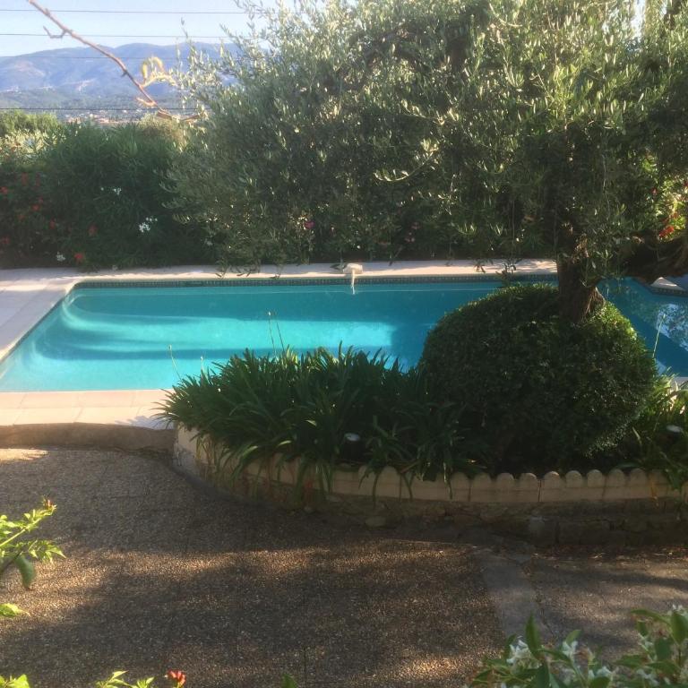 Appartement lux 1 chambre, indépendant dans villa Art Deco, piscine, vue mer & Grasse - Appartement 1 Chambre - 18