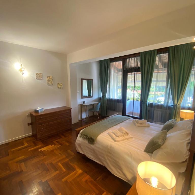 VECIO FIENIL - tranquillità e confort, vicino al centro con parcheggio gratuito - One-Bedroom Apartment - 14