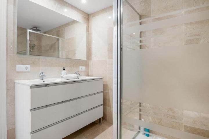 3bedr ap - 1min walk to the beach - Marbella Park Beach Elviria - Marbella - Apartamento con 3 dormitorios - Frente al océano - 14