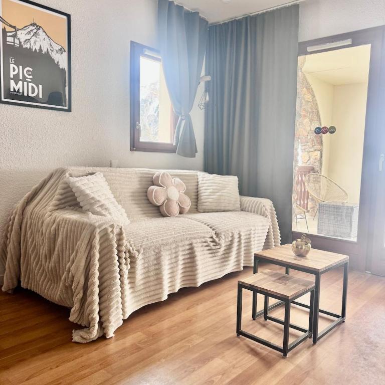 Ski, confort famille, appartement Cosy, Vue montagne,piscine,parking - Appartement 2 Chambres - 14