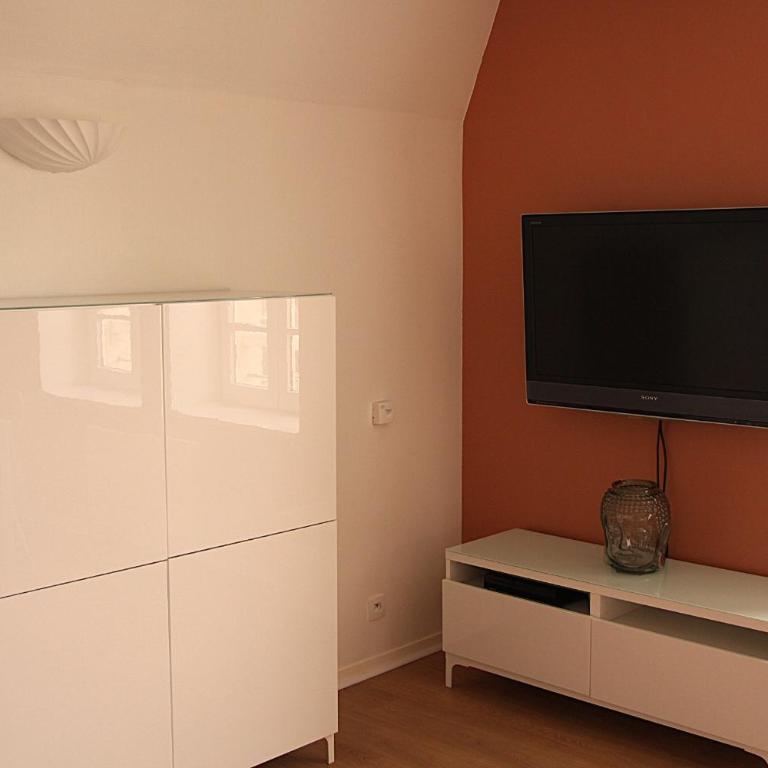 200m de la mer Piscine WIFI T2 41m2 4 pers 1 chambre refait à neuf hypercentre - Appartement 1 Chambre - 13