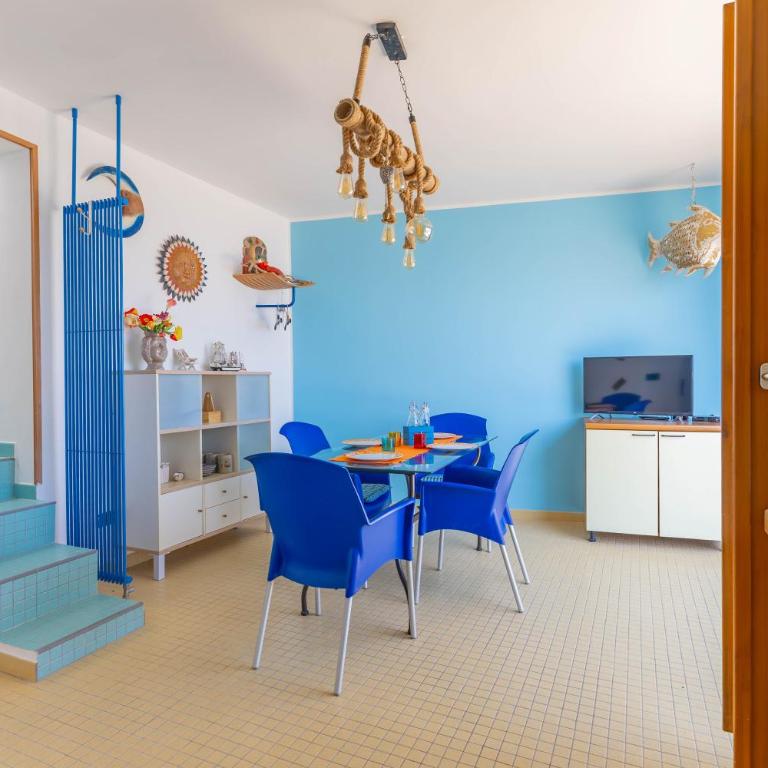 Golden Shore - Two-Bedroom House - 10