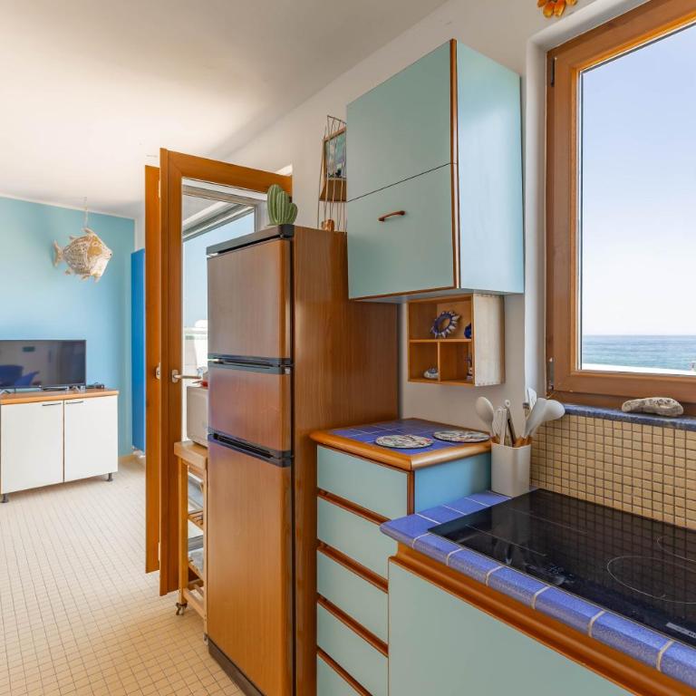 Golden Shore - Two-Bedroom House - 21