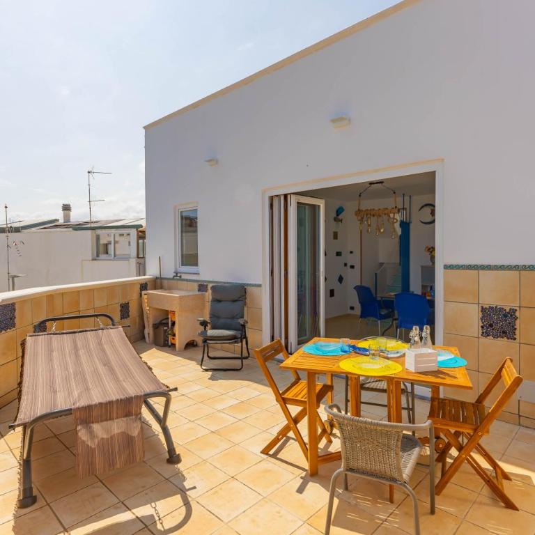 Golden Shore - Two-Bedroom House - 39