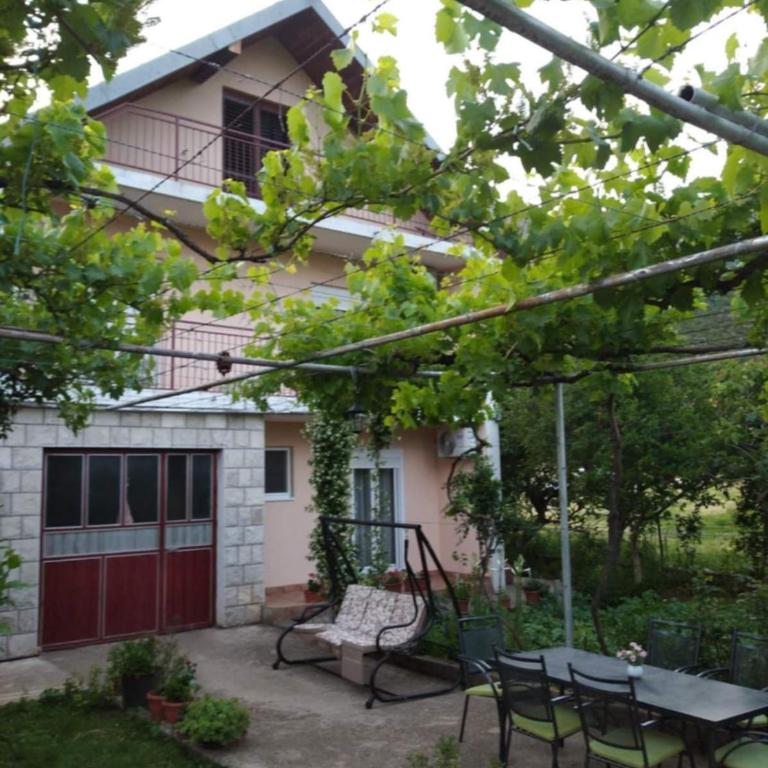 Apartmani Vujović - Mir i Sunce - Apartman sa 2 Spavaće Sobe - 8