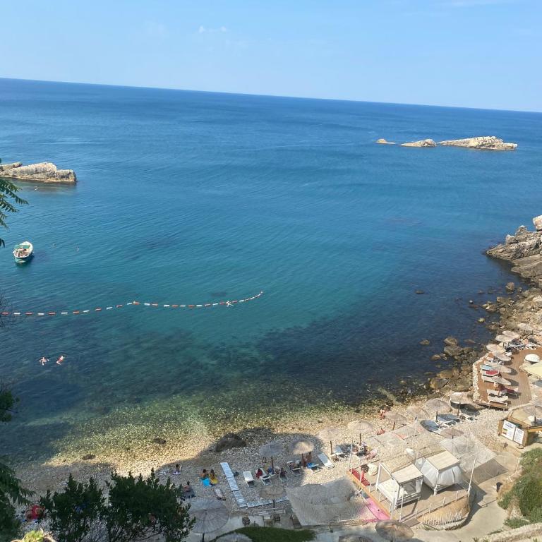 Family Sea View Ulcinj - Two-Bedroom Apartment - 4