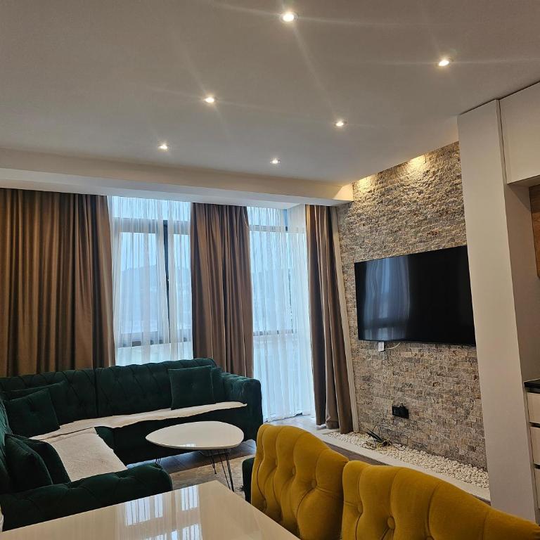 Moon Apartment - Two-Bedroom Apartment - 10