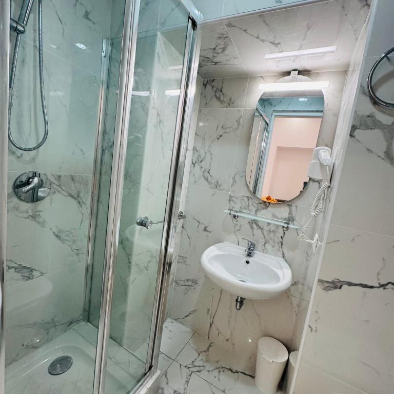 Acropoli - Camera Familiare con Bagno Privato - 3