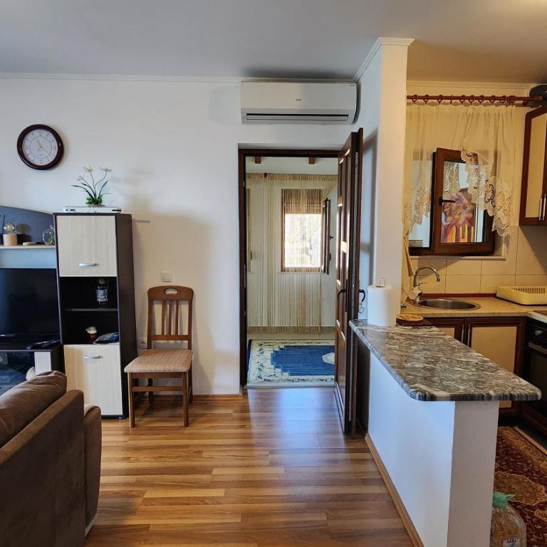 Apartment Ulcinj - Apartment with Sea View - 8