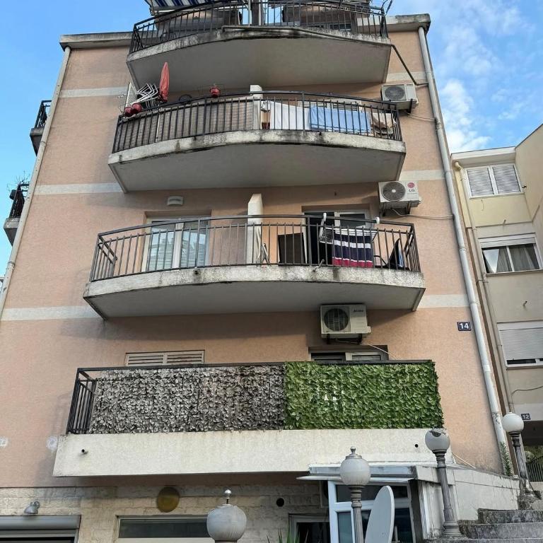 Stan Budva - Apartment mit 1 Schlafzimmer - 12