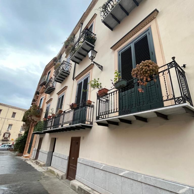 Palazzo dei Duchi D'Amico - Apartment -"TraleVolte" del '700 - Appartamento con 2 Camere da Letto - 21