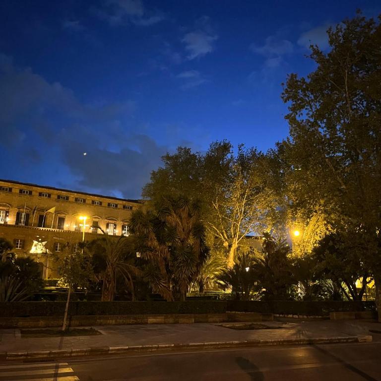 Palazzo dei Duchi D'Amico - Apartment -"TraleVolte" del '700 - Appartamento con 2 Camere da Letto - 40