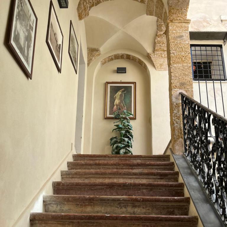 Palazzo dei Duchi D'Amico - Apartment -"TraleVolte" del '700 - Appartamento con 2 Camere da Letto - 46