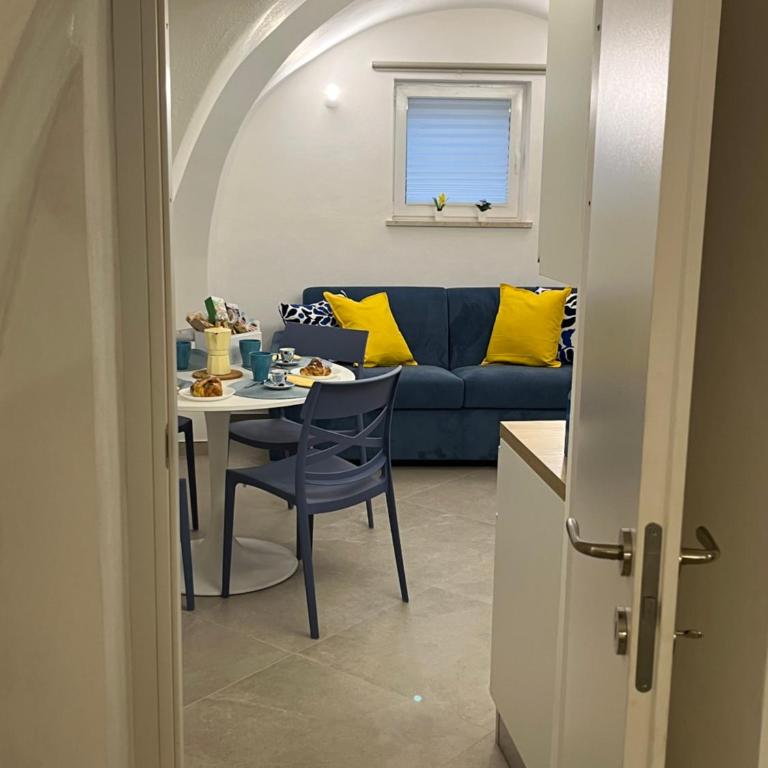 Palazzo dei Duchi D'Amico - Apartment -"TraleVolte" del '700 - Appartamento con 2 Camere da Letto - 47