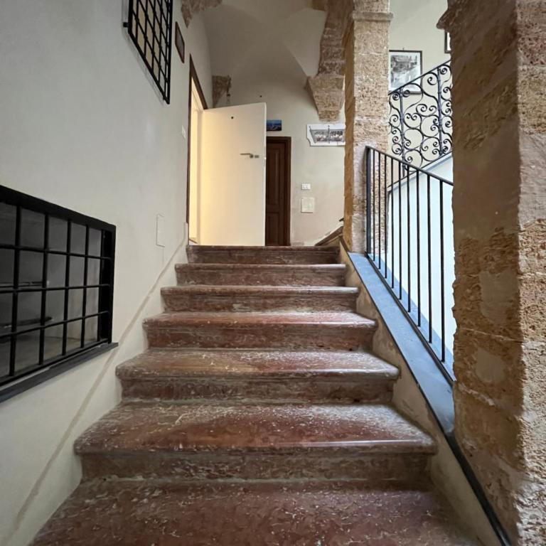 Palazzo dei Duchi D'Amico - Apartment -"TraleVolte" del '700 - Appartamento con 2 Camere da Letto - 57