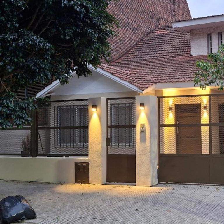 Dos habitaciónes independientes con baño privado en casa familiar - Apartamento de 2 dormitorios - 1