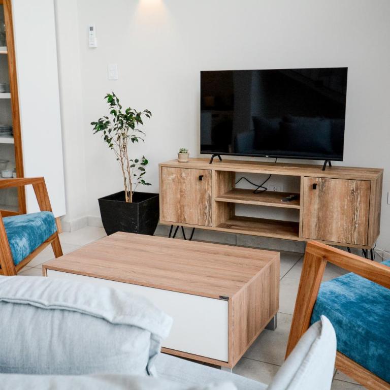 Edificio Fantástico y Céntrico - Apartamento Superior con 3 dormitorios - 4