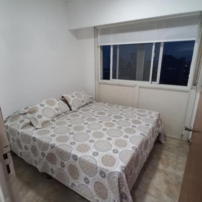 Depto calle 49 y 13 - Semipiso de categoría - hasta 6 pasajeros - Apartamento de 2 dormitorios - 25