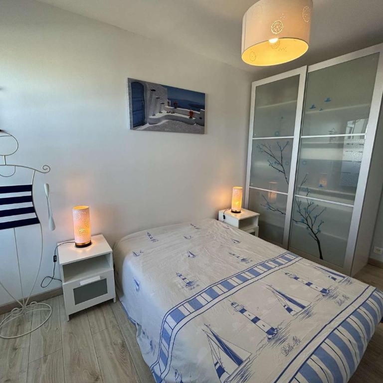 Appartement moderne 3 pièces, vue mer, parking privé, 5 couchages - FR-1-224C-348 - Appartement - 10