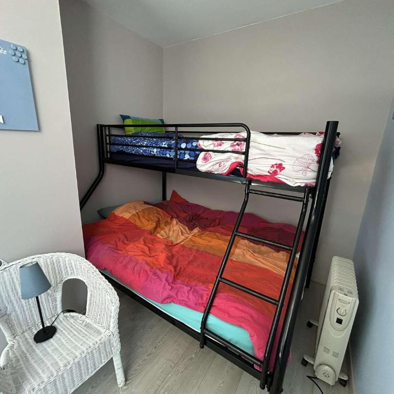 Appartement moderne 3 pièces, vue mer, parking privé, 5 couchages - FR-1-224C-348 - Appartement - 12