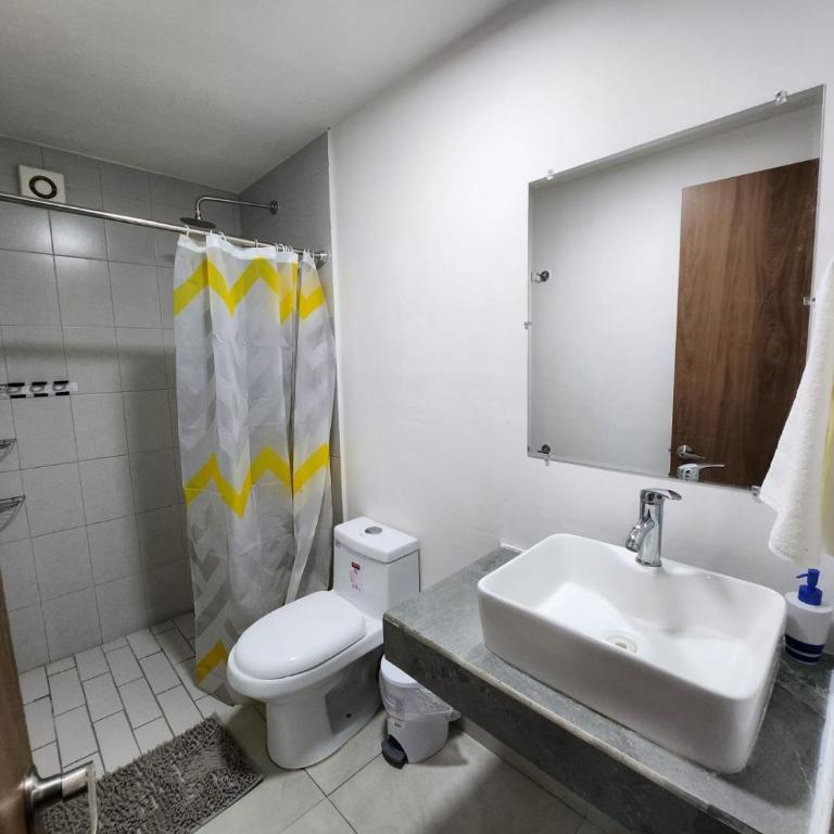 Nuevo depa con alberca y gym - Three-Bedroom Apartment - 13