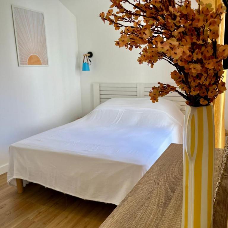 Casa Dolorès parking, jardin, Gds Buffets 10 min - Maison de Ville 3 Chambres - 11