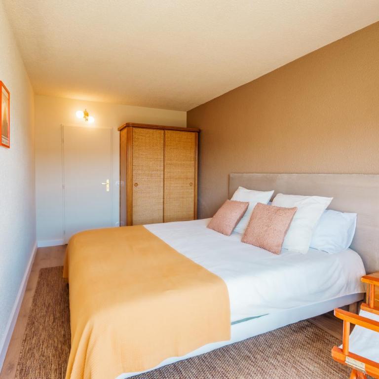 Appartement Chic 3 Chambres Saint-Tropez avec parking privé - Three-Bedroom Apartment - 13