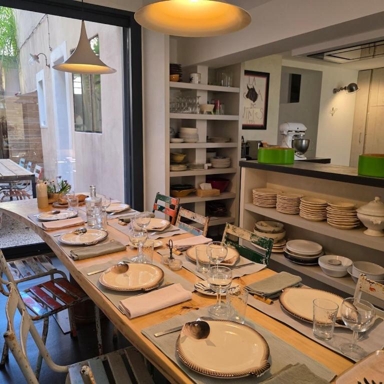 Maison des Remparts Intra-Muros spacieuse Patio avec Bassin Wifi Parking Gratuit - Maison 5 Chambres - 10