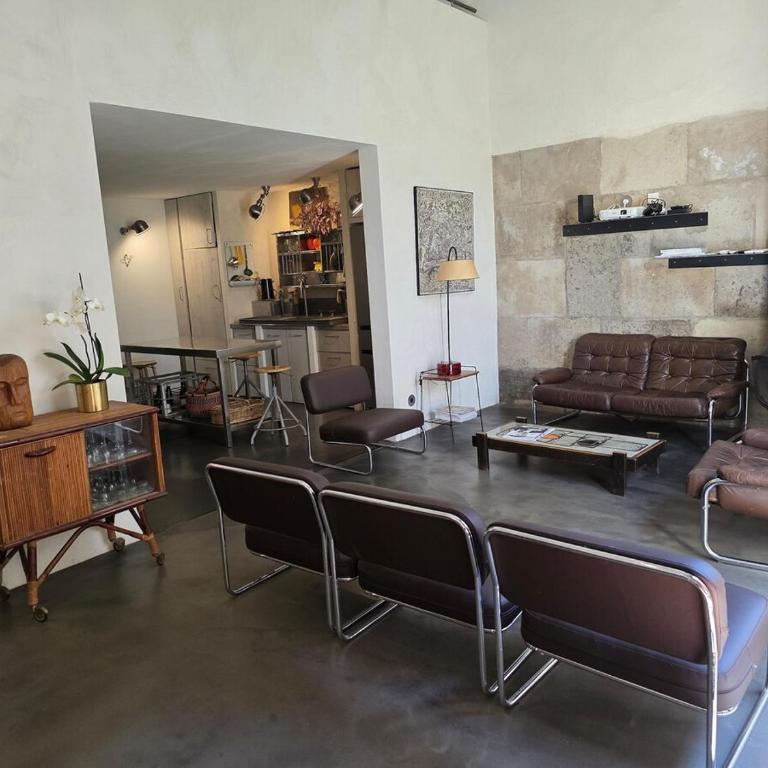 Maison des Remparts Intra-Muros spacieuse Patio avec Bassin Wifi Parking Gratuit - Maison 5 Chambres - 27
