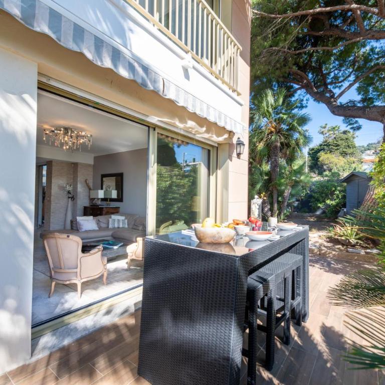 3-Br Apartment with Private Pool & Sea View - Appartement - 12