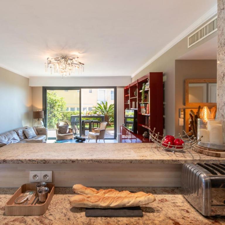 3-Br Apartment with Private Pool & Sea View - Appartement - 15