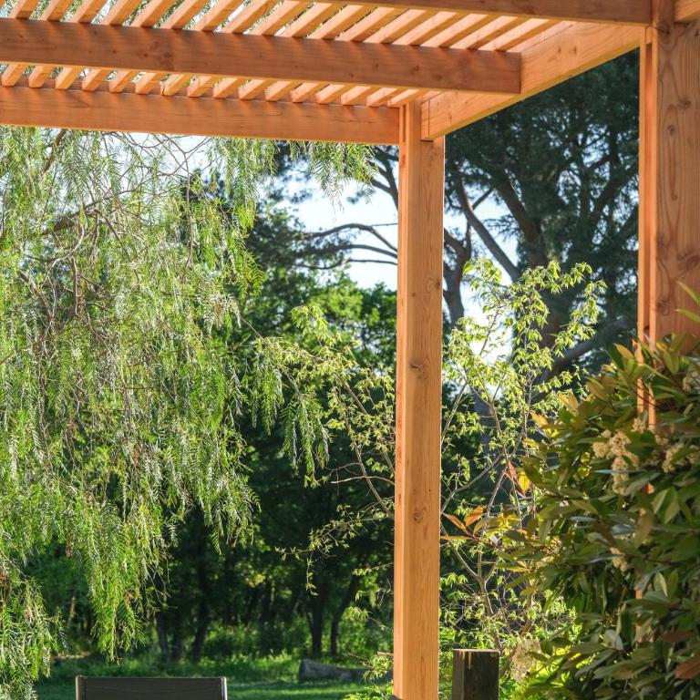 Mas Élunia, Gites et Chambres d'hôtes, entre Mer et Montagne - Appartement - Vue sur Jardin - 3