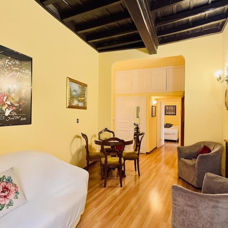 Historic apartment by the Pantheon - Appartamento con 1 Camera da Letto - 2
