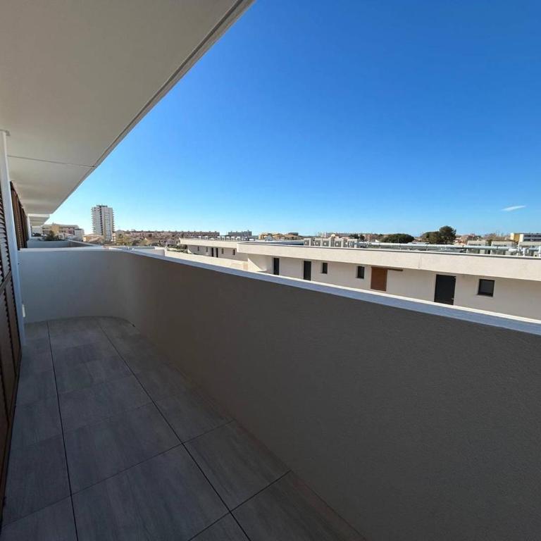 NAÏA BRI - Two-Bedroom Apartment with Balcony - 11